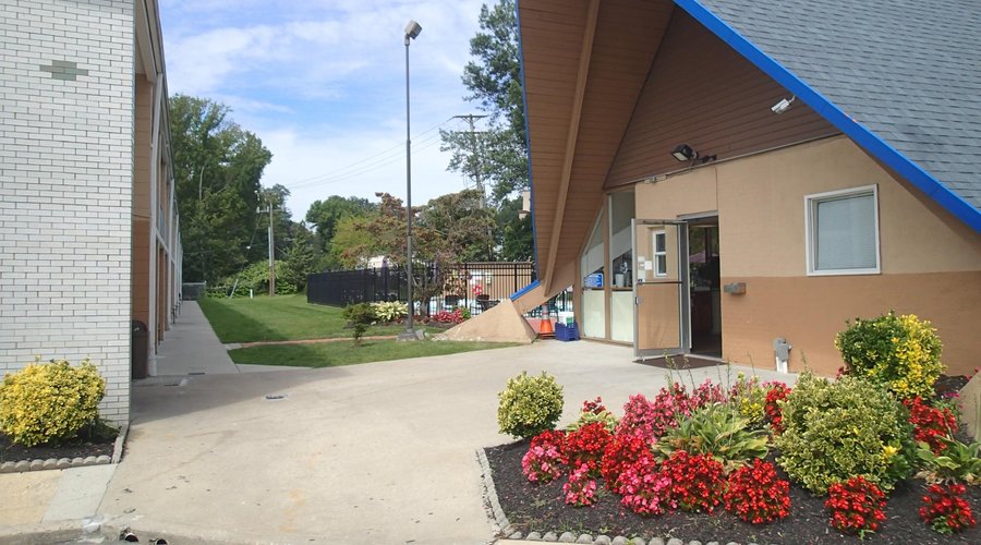 Hotel Grounds