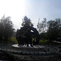 Памятник
