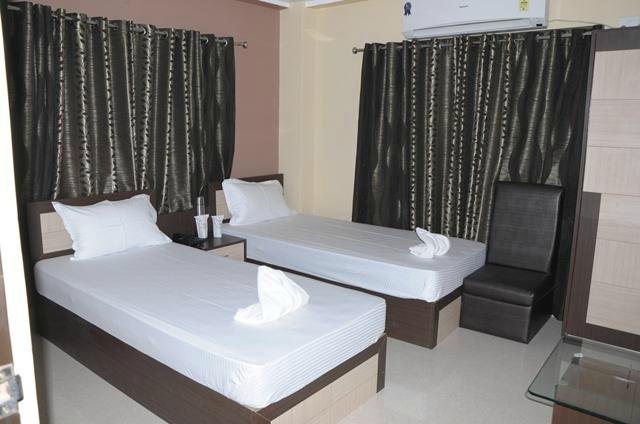 Sundaram Palace Rooms: Pictures & Reviews - Tripadvisor