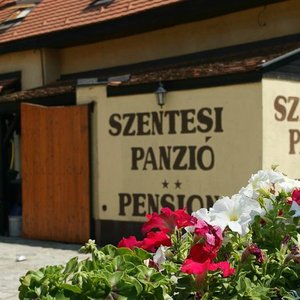 Szentesi Panzió