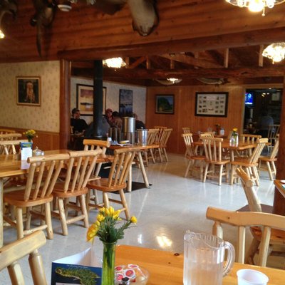 LAKE OF THE WOODS BREWING COMPANY, Kenora - Updated 2024 Restaurant ...