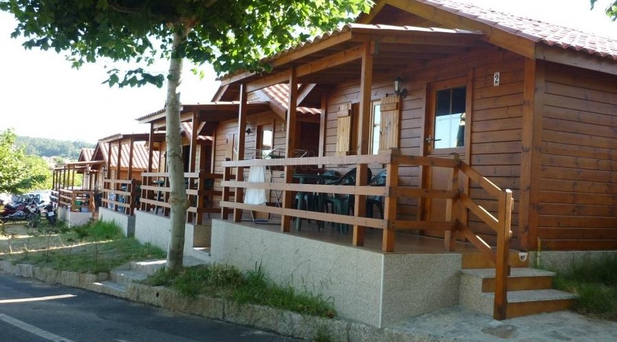 Exterior bungalows
