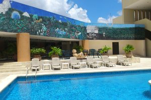 Piscina y playa