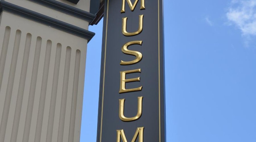 Sign from Washington Street