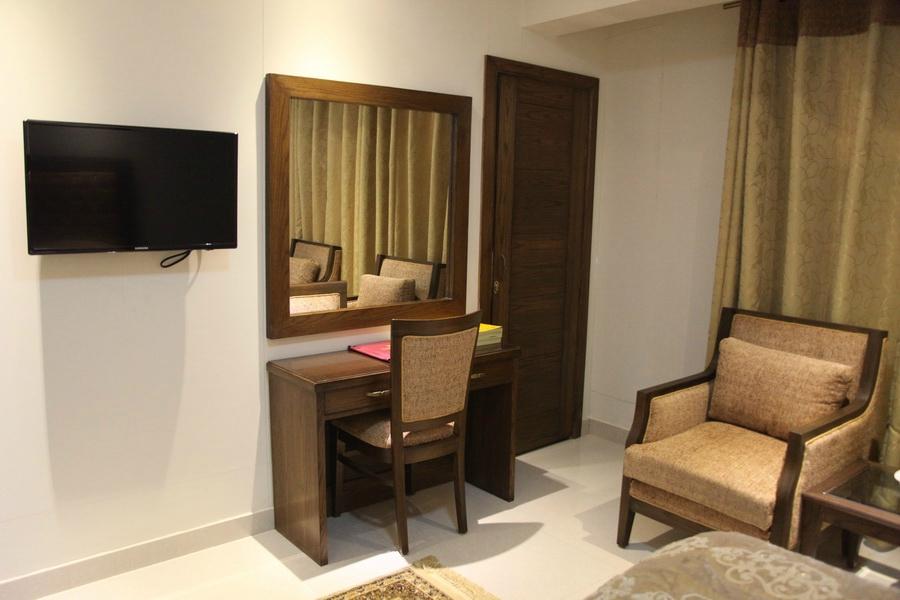 Hotel photo 13 of Envoy Continental Hotel.