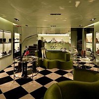 PRADA store - PC Hooftstraat 63
