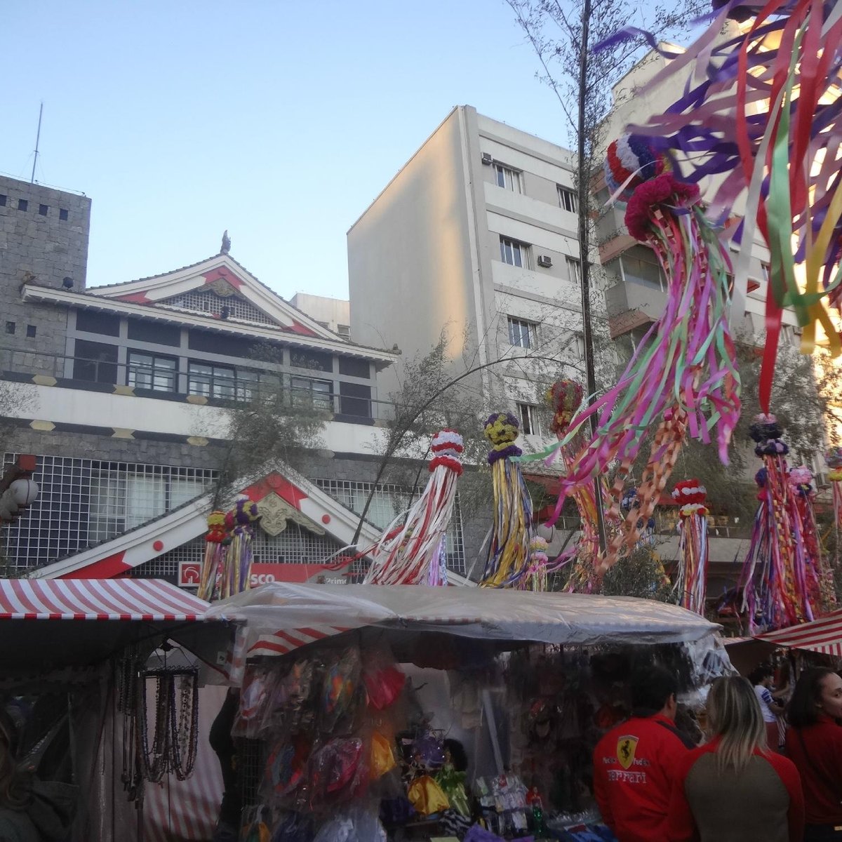 Maior Feira Gratuita do Setor Místico Toma Conta da Avenida Paulista -  Guarulhos Hoje