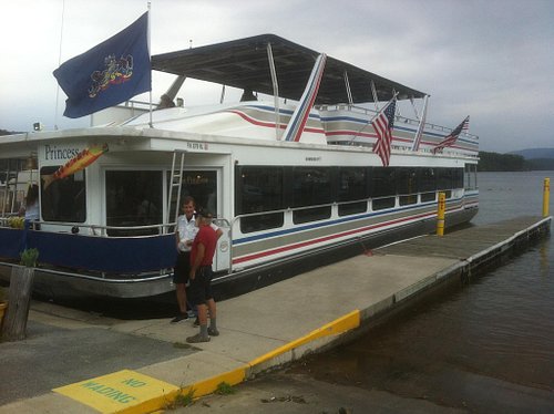 Boat Rental, The Kinzua Wolf Run Marina