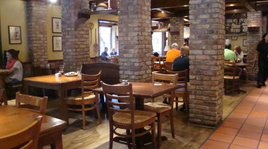 La Madeleine French Bakery & Cafe