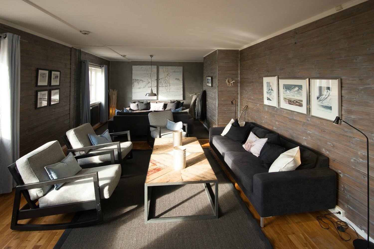 Isfjord Radio Adventure Hotel by null