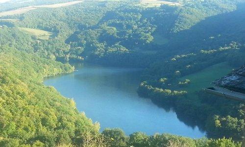 Vue de la chambre sur le lac