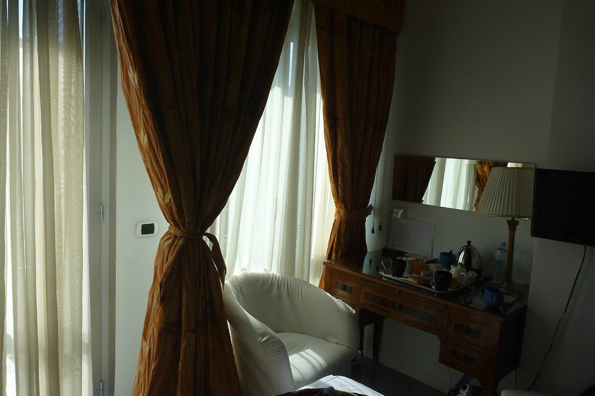 FIORENTINI RESIDENCE NAPOLI (Неаполь) - отзывы, фото и сравнение цен -  Tripadvisor