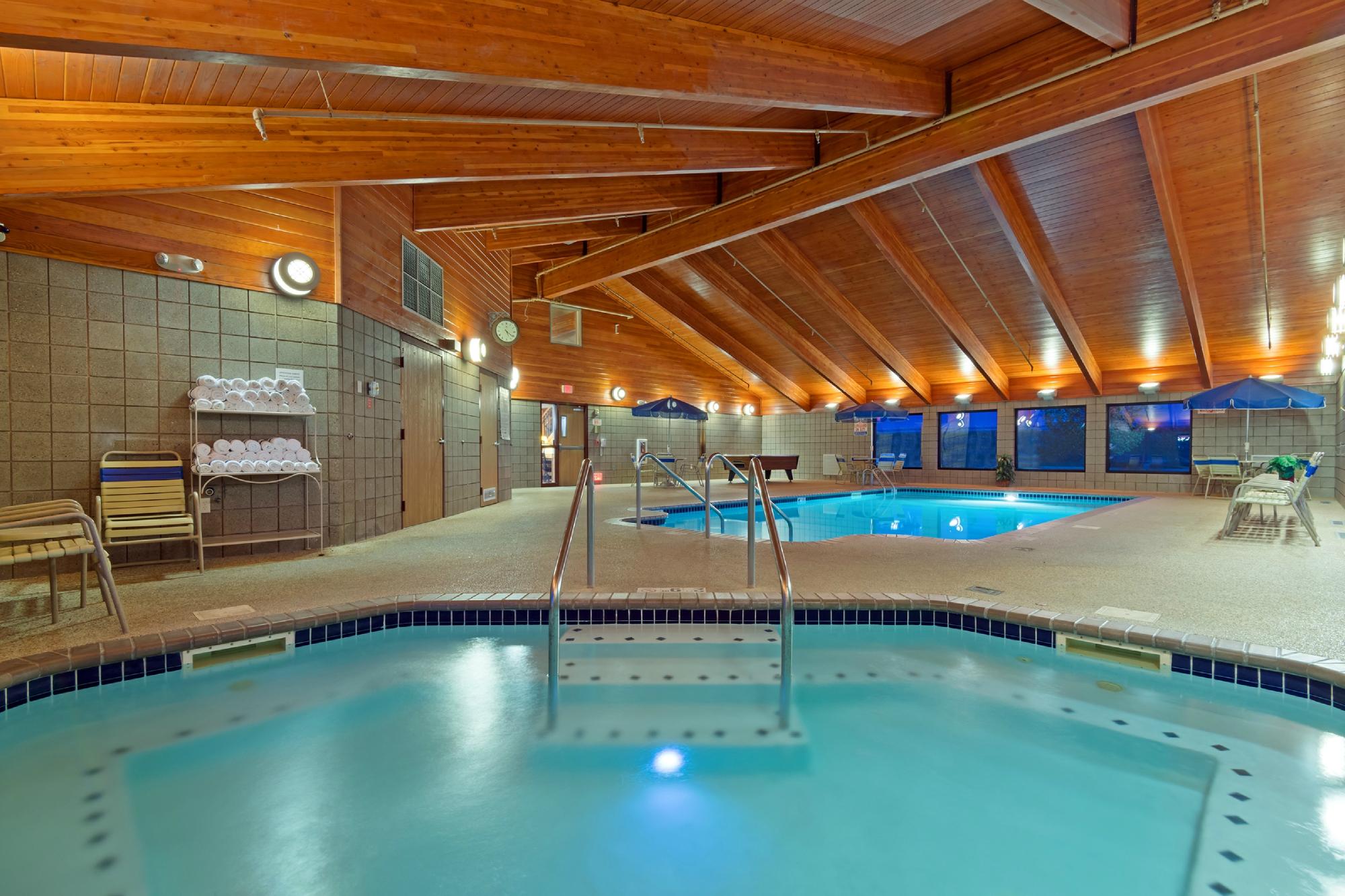 AmericInn By Wyndham Rexburg Byui Pool: Pictures & Reviews - Tripadvisor