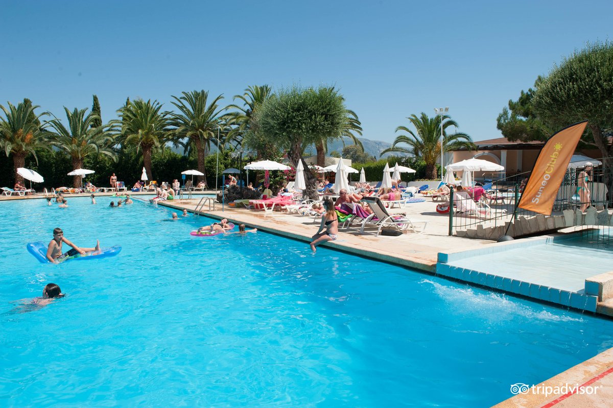 Aquis Park Hotel Pool Pictures & Reviews - Tripadvisor