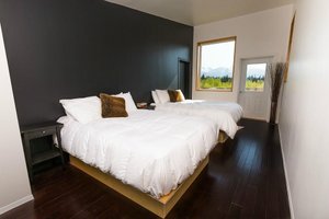 Room & Suite