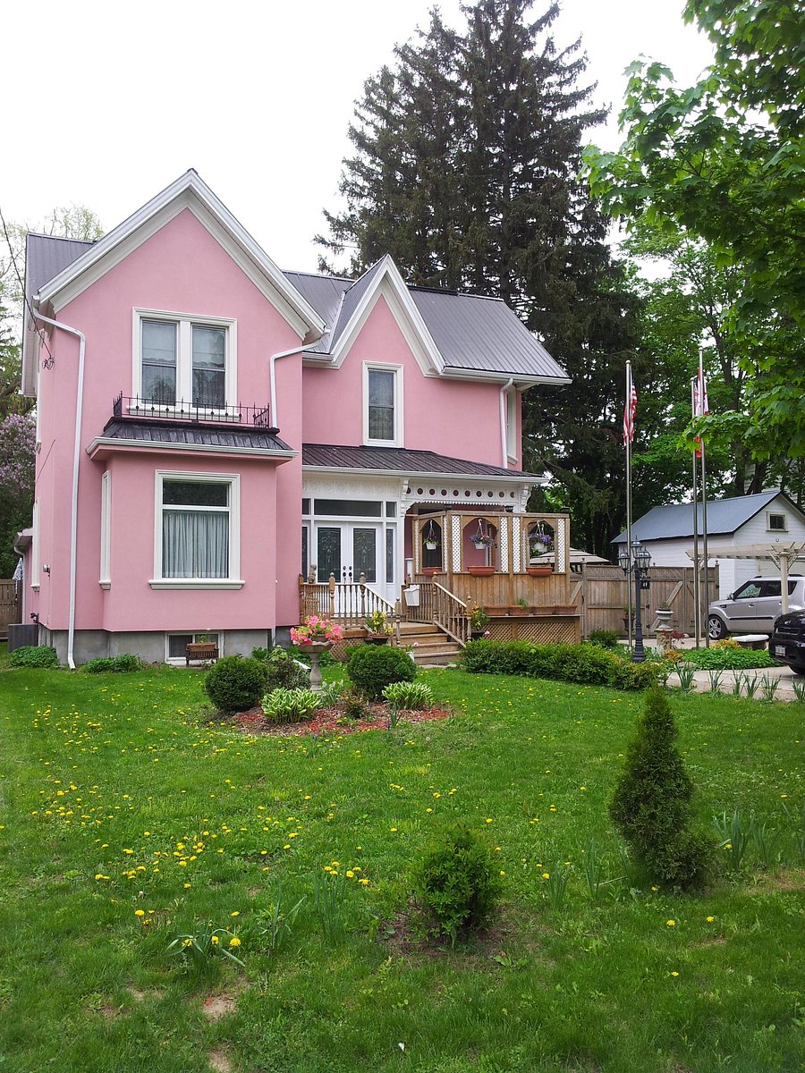 THREE GABLES BED & BREAKFAST - Guest house Reviews (Clinton, Ontario