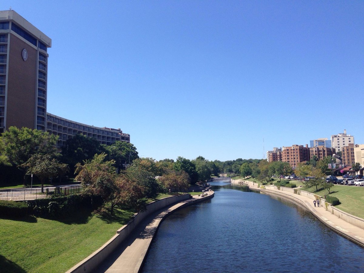 InterContinental Kansas City at the Plaza, an IHG Hotel Pool Pictures ...