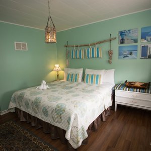 The King Mediterranean Cottage Room at The Rex Motel