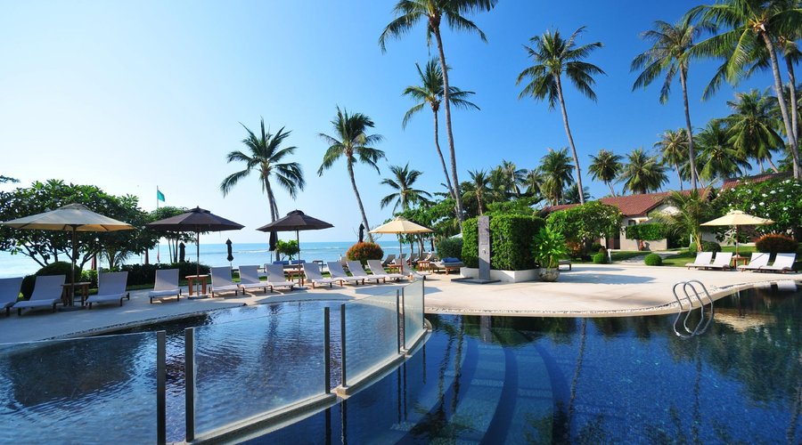 Beachfront Swimming Pool