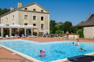 Piscine et plage
