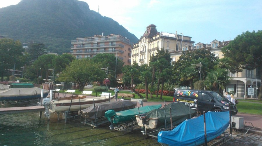 lago nei pressi dell'hotel