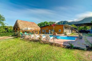 Piscina y playa