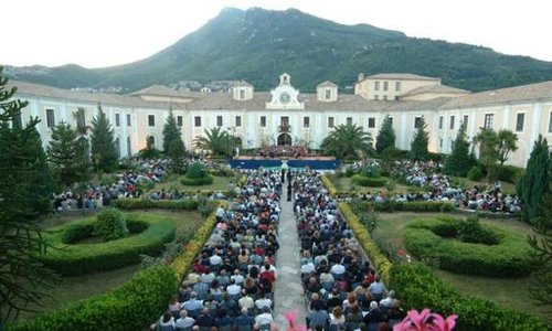 Abbazia del Loreto interno cortile