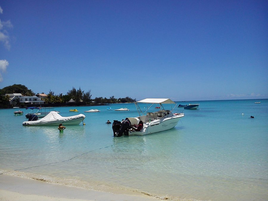 grand bay beach tourist residence