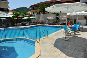 Piscina e praia