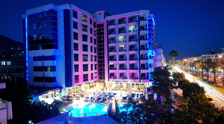Grand Zaman Garden By Night