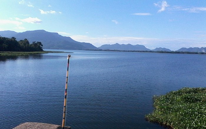 Tamranga Lake from bridge