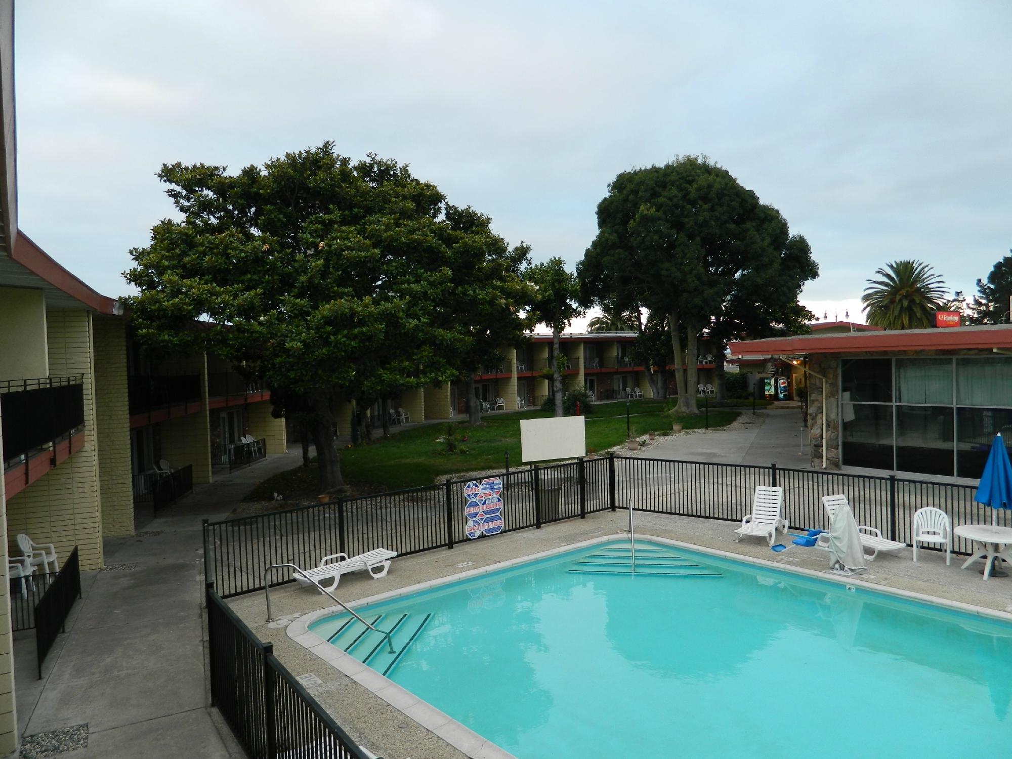 ECONO LODGE INN SUITES OAKLAND AIRPORT Updated 2024 Prices CA