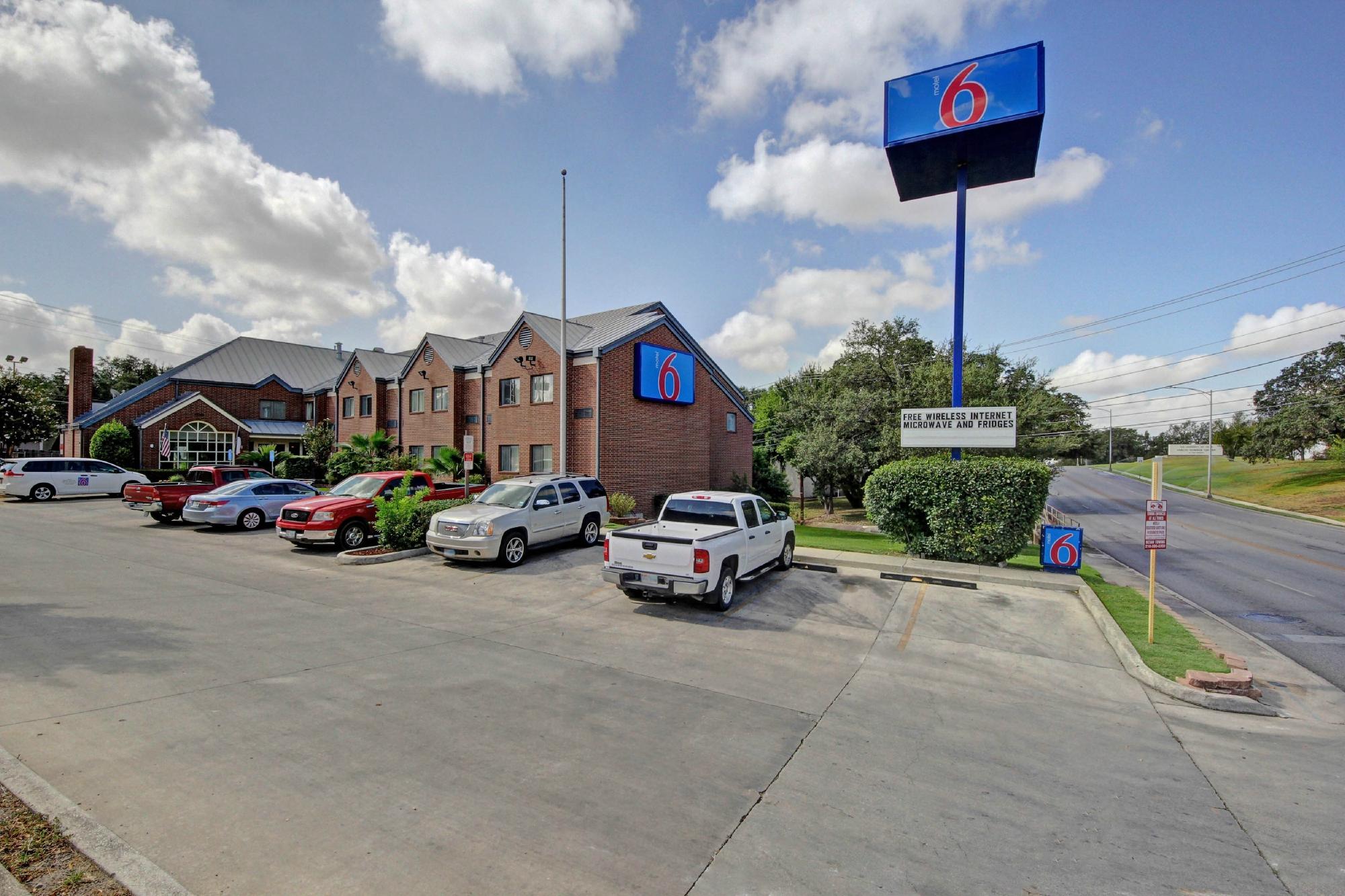 MOTEL 6 SAN ANTONIO MEDICAL CENTER SOUTH 64 7 3 Prices   Motel 6 San Antonio Medical 