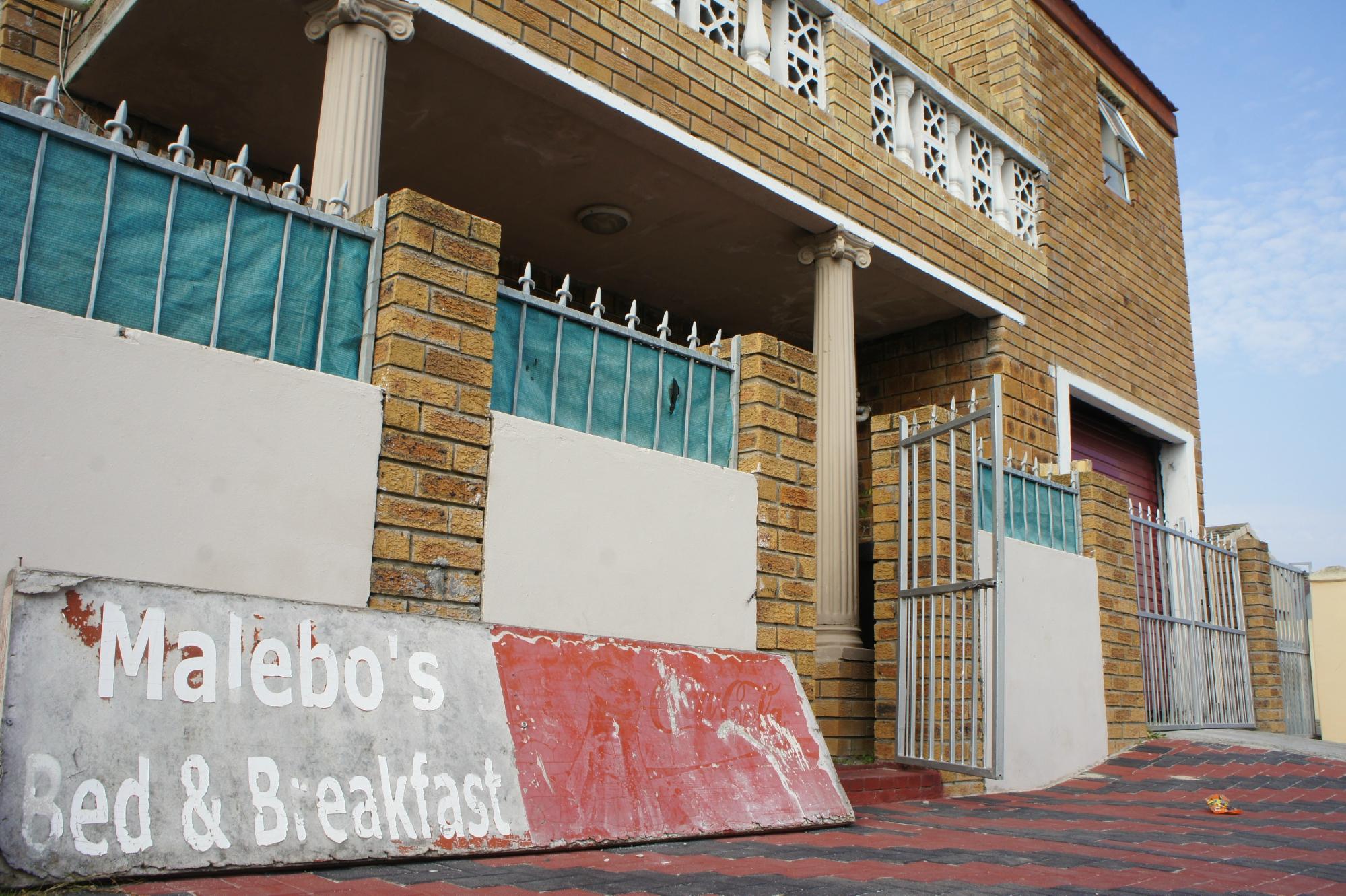 MALEBO'S BED AND BREAKFAST - B&B Reviews (Khayelitsha, Cape Town, South ...