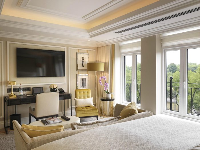 Luxury Rooms & Suites in Knightsbridge