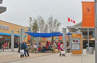Toronto Premium Outlet mall is now open and it's already drawing huge crowds