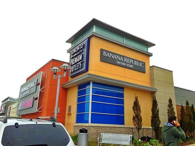 Jack & Jones at Toronto Premium Outlets® - A Shopping Center in Halton  Hills, ON - A Simon Property