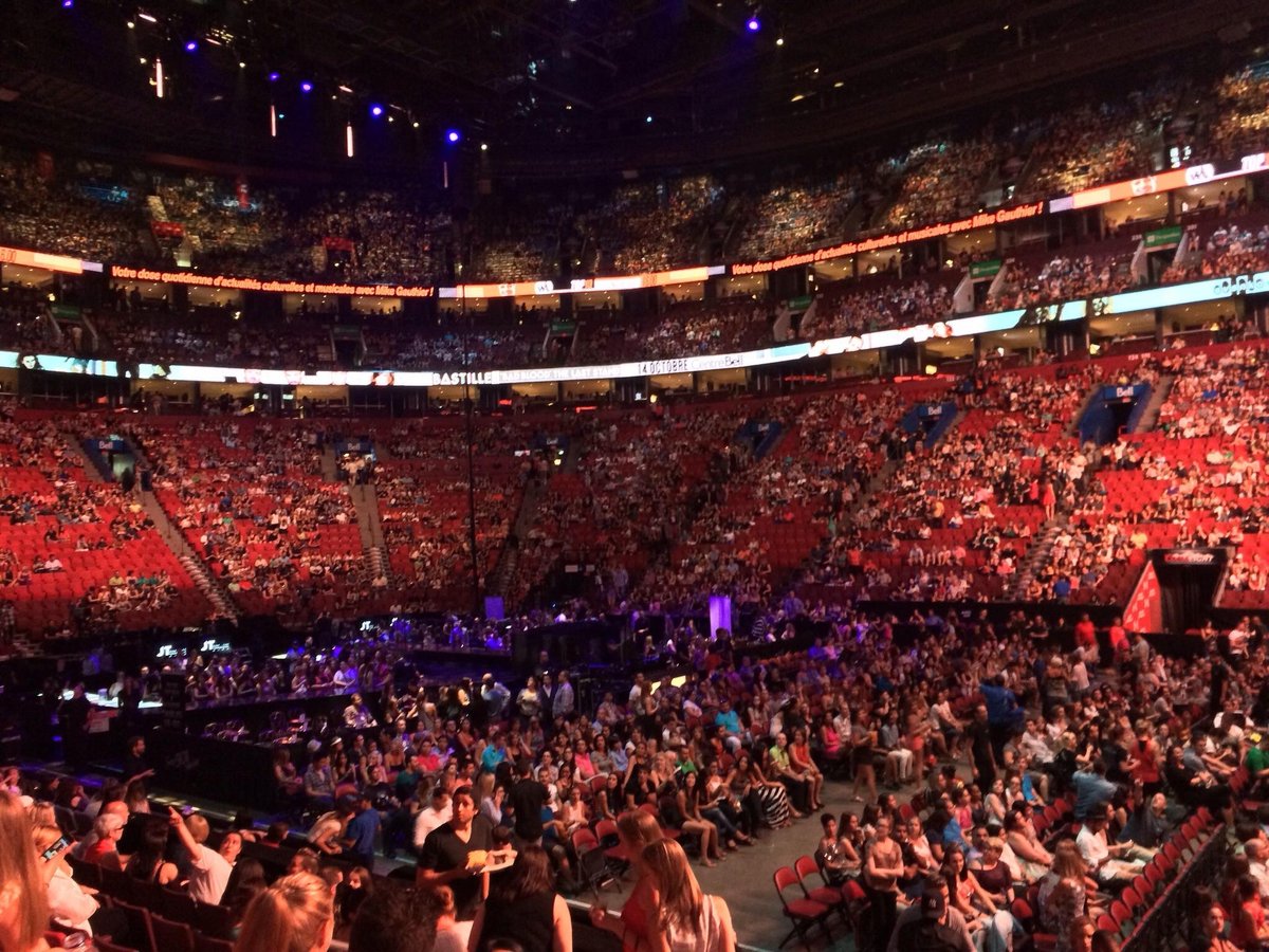 Jogo De MONTREAL, De CANADÁ, Canadense E Americano De NHL, Estádio