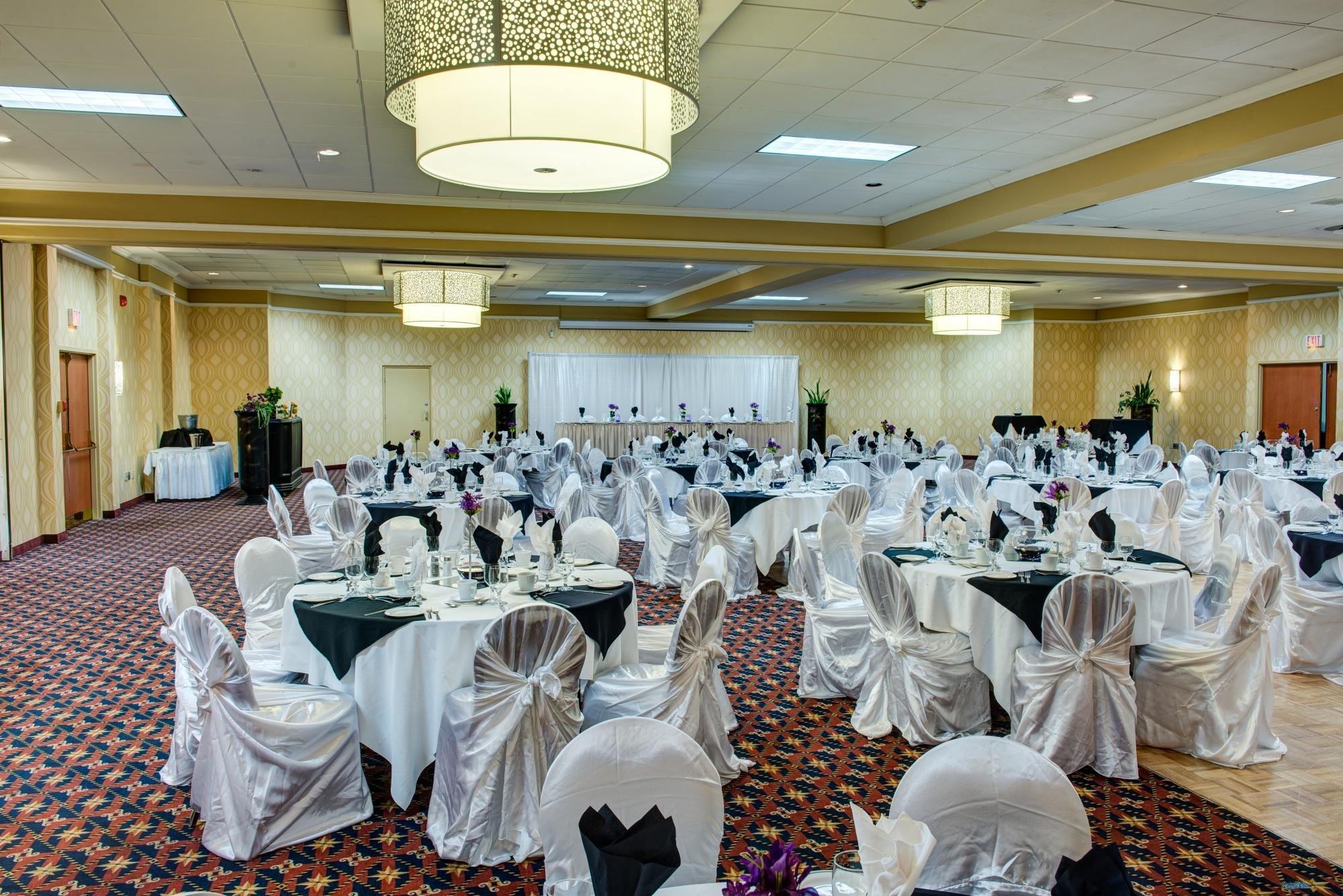 Radisson Hotel Sudbury by null