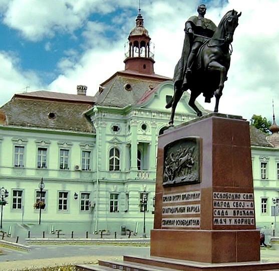 Местный памятник. Зренянин Сербия, мемориал. Monument to Peter i of Serbia and Alexander i of Yugoslavia.