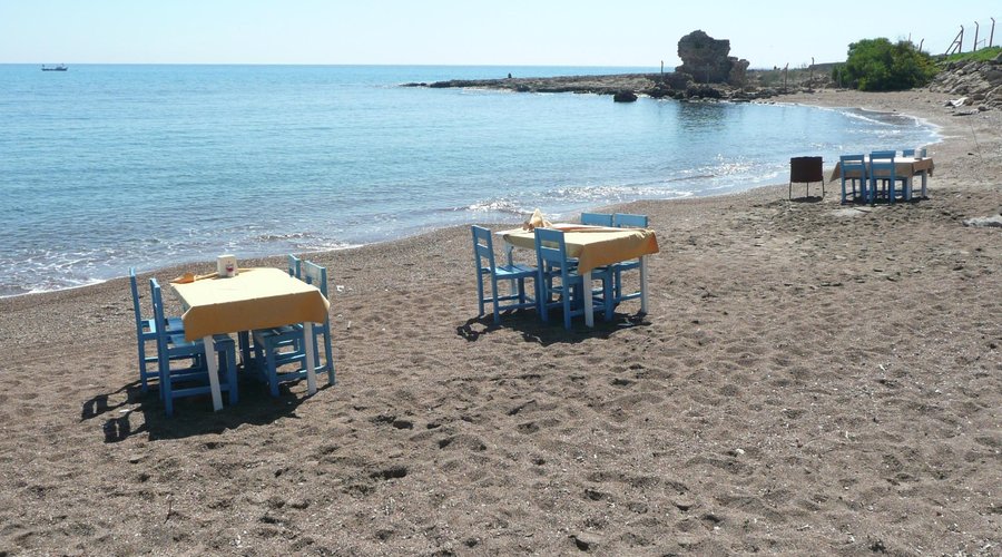 yakamoz beach restaurant