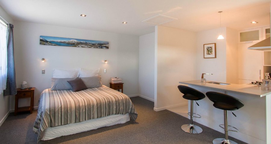 Spa Motel Unit $139-$149