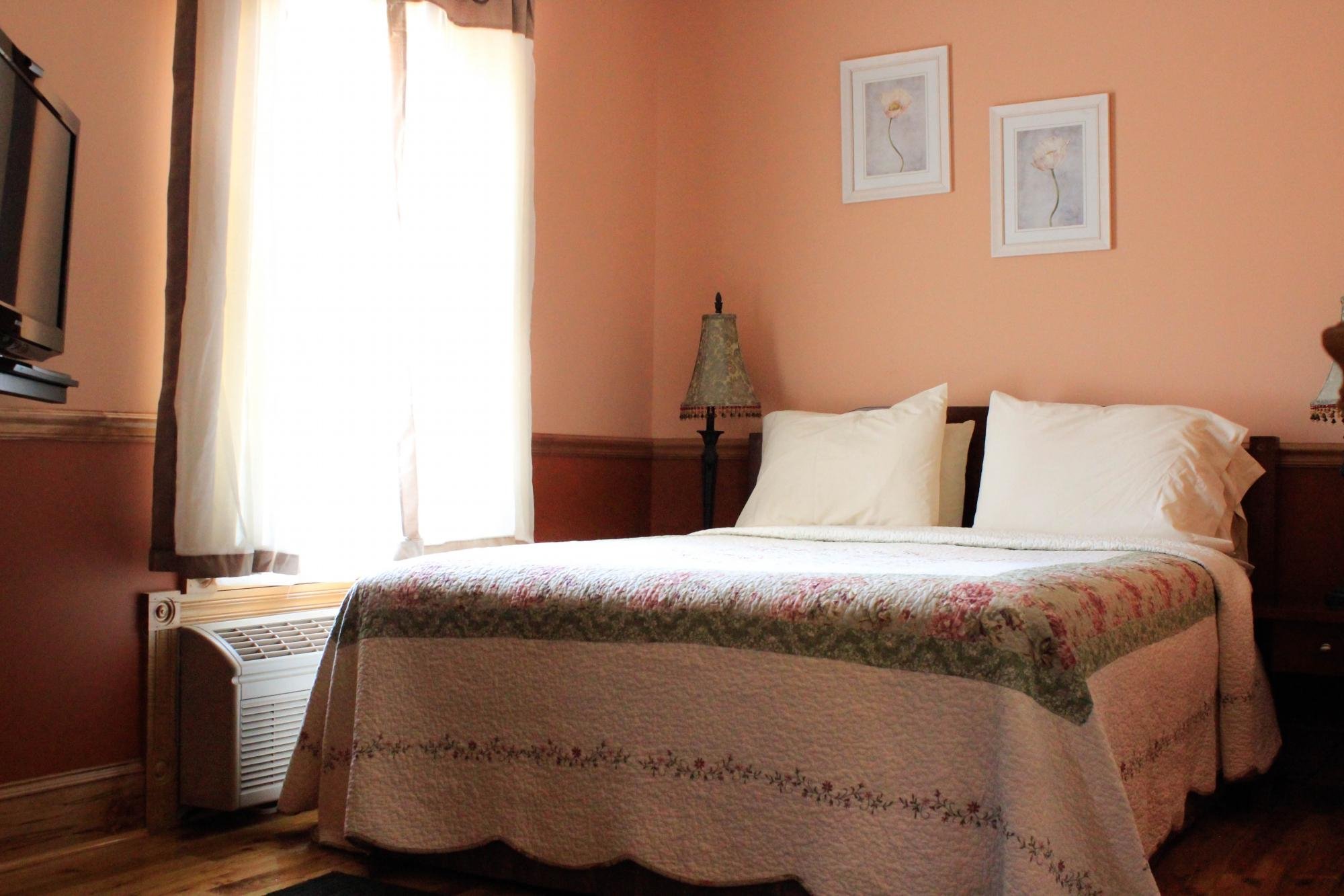The Victorian Candle Bed & Breakfast by null
