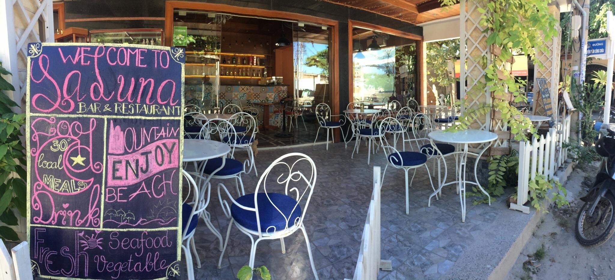 LALUNA BAR & RESTAURANT, Da Nang - Restaurant Reviews, Photos & Phone Number - Tripadvisor