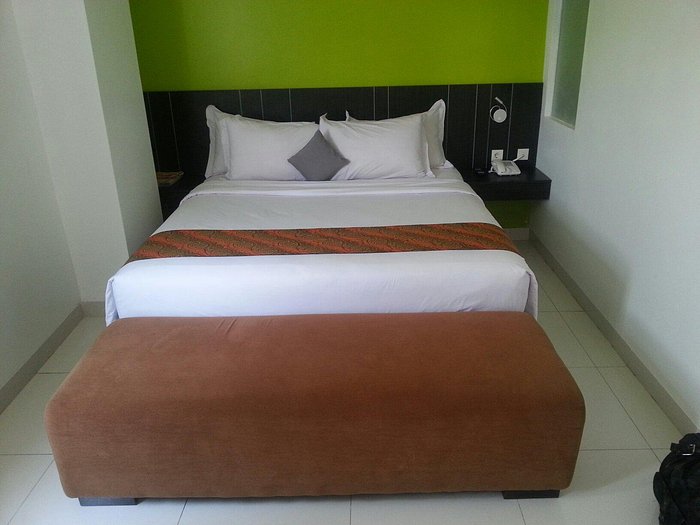 J HOTEL $23 ($̶2̶9̶) - Prices & Reviews - Jakarta, Indonesia