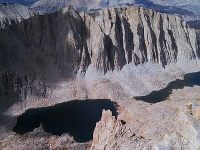 https://dynamic-media-cdn.tripadvisor.com/media/photo-o/06/9b/29/c7/lakes-seen-from-whitney.jpg?w=400&h=300&s=1