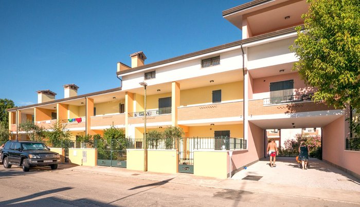 POMPOSA RESIDENCE - Prices & Campground Reviews (Lido di Pomposa, Italy)