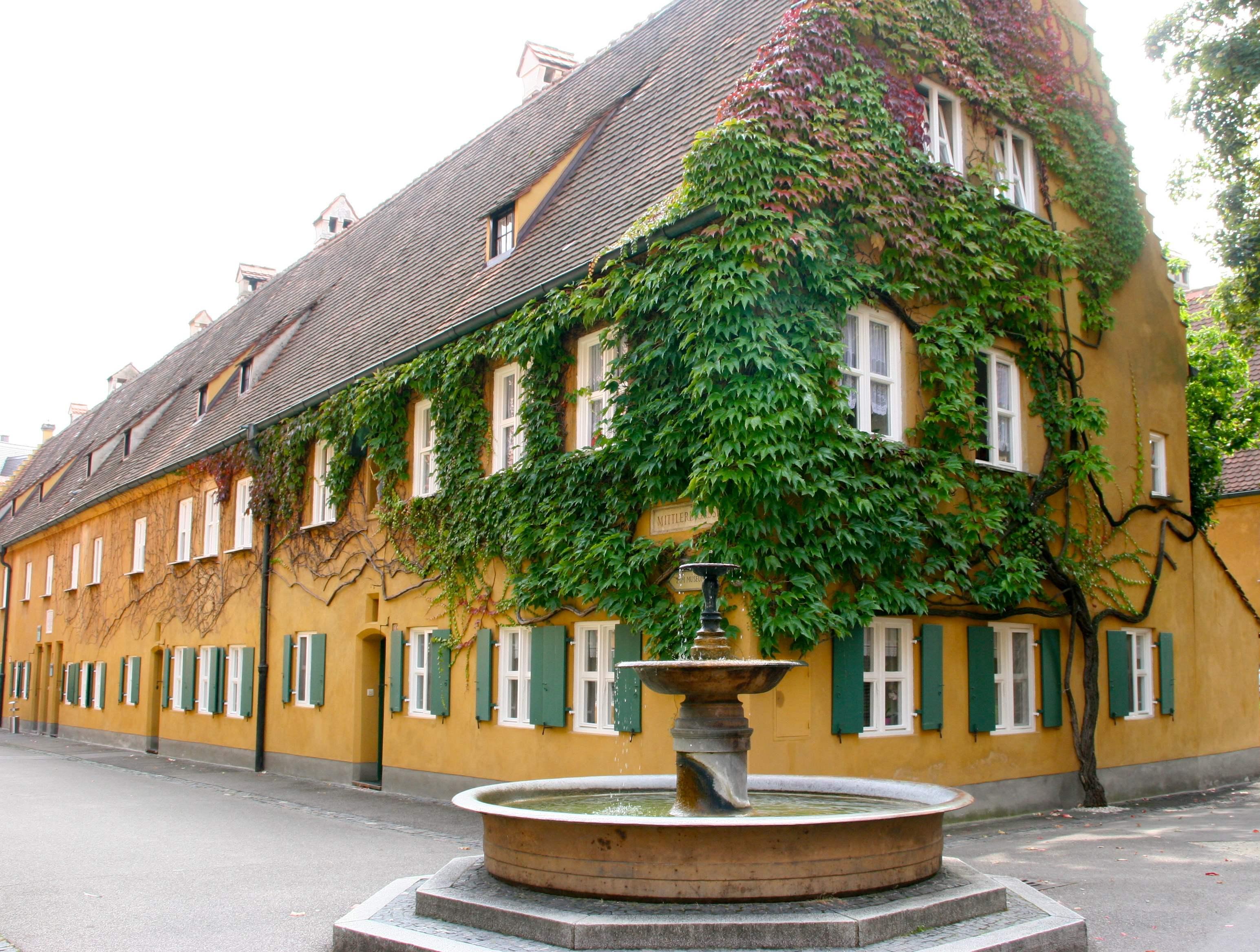 Fuggerei (Augsburgo) - 2022 Qué Saber Antes De Ir - Lo Más Comentado ...