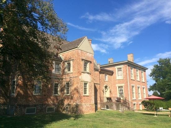 Bacons Castle, Surry County, Virginia - Colonial Ghosts