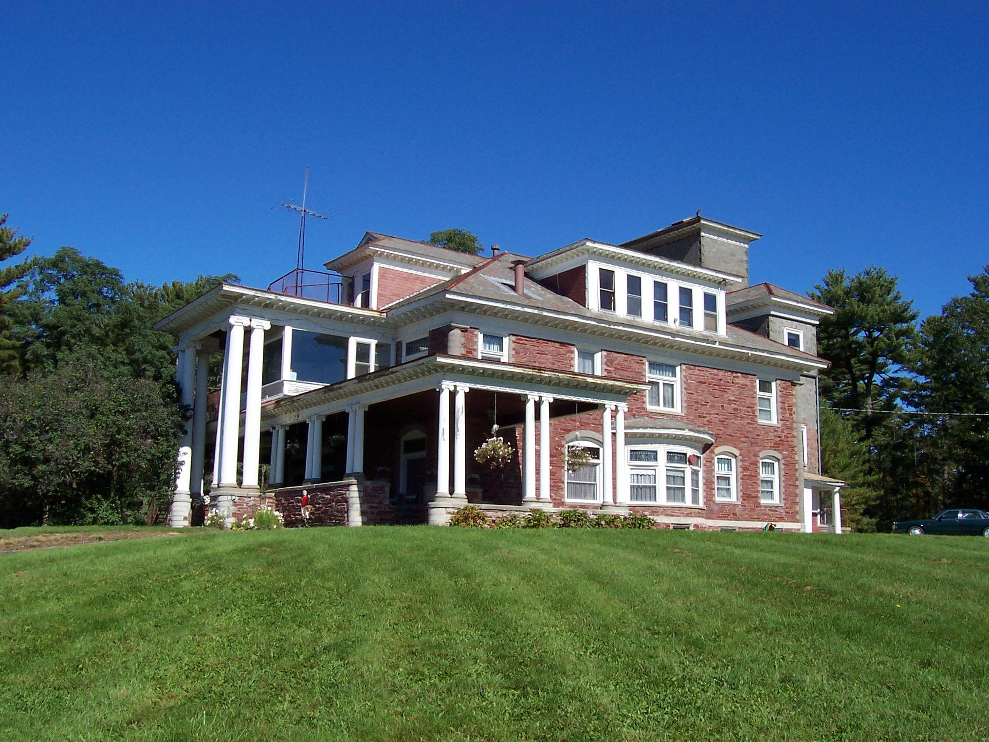 THE SHELDON MANSION - Updated 2021 Prices & B&B Reviews (Granville, NY ...